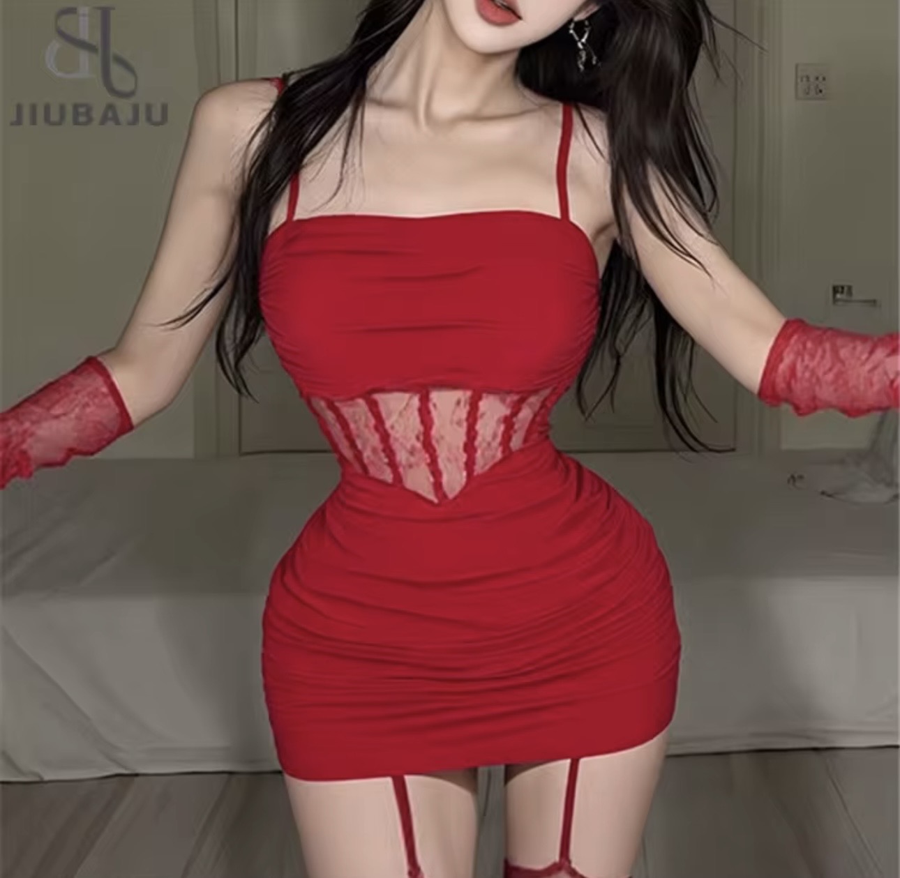 Screenshot royal kırmızı korseli elbise