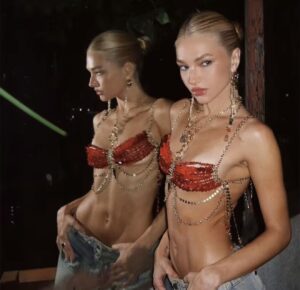 kırmızı boncuklu bikini üstü victor collection